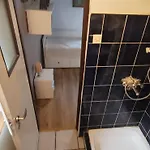 Pod Kasztanami 农家乐 *