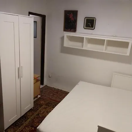 팜스테이 Pod Kasztanami Blanki
